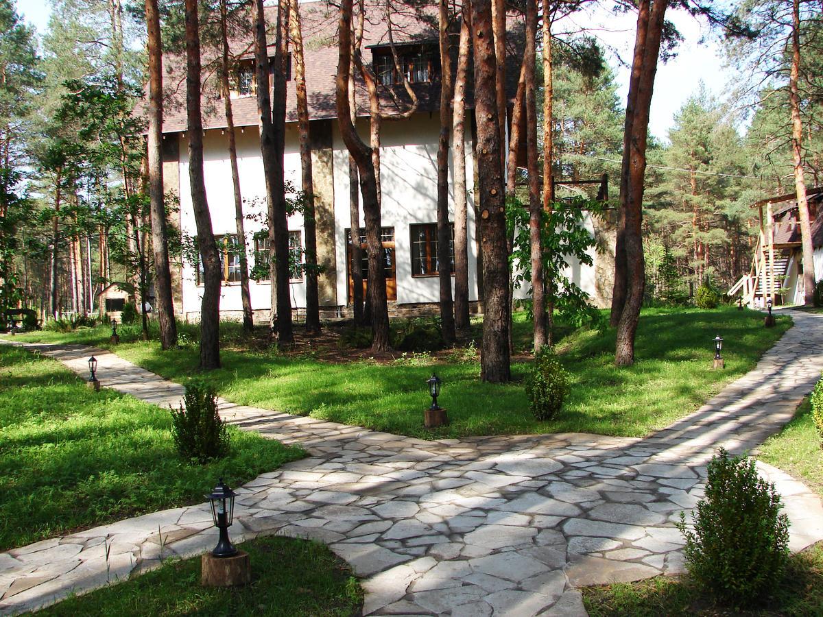 Hotel Pershyi Kordon Tourist Complex Medvedevka Esterno foto