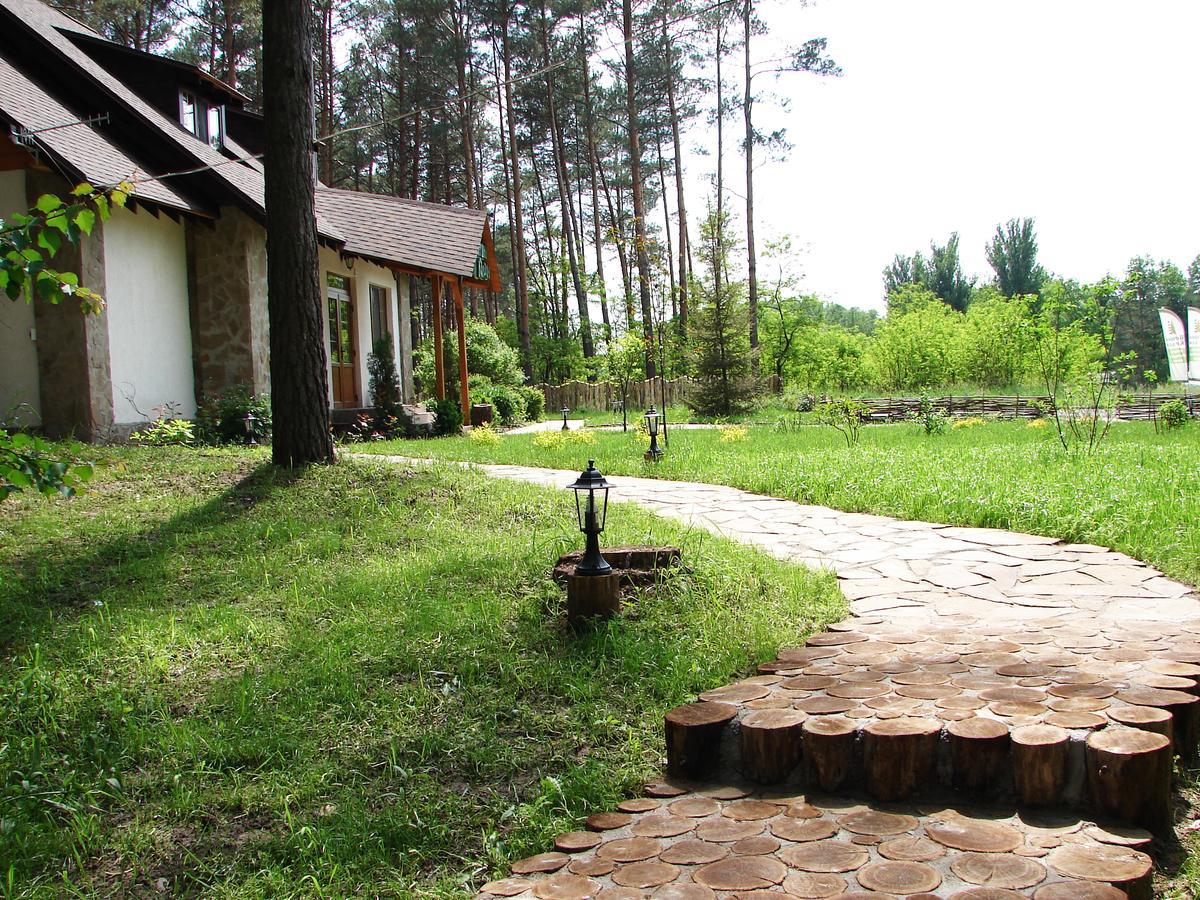 Hotel Pershyi Kordon Tourist Complex Medvedevka Esterno foto