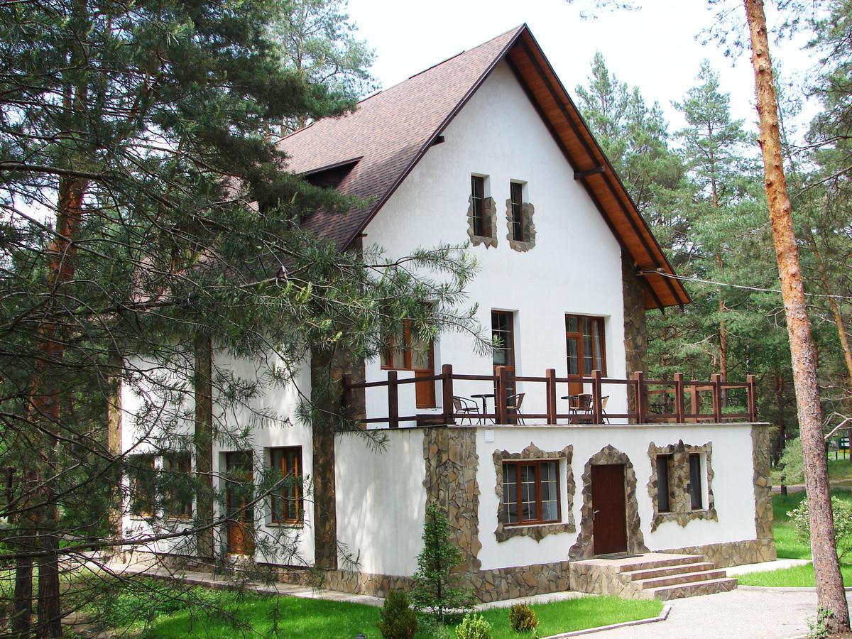 Hotel Pershyi Kordon Tourist Complex Medvedevka Esterno foto